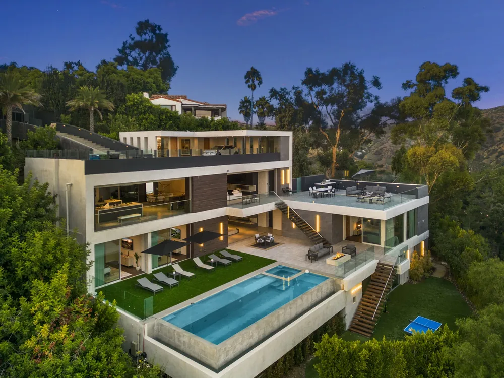 Los Tilos Mansion · Hollywood Hills, twilight aerial